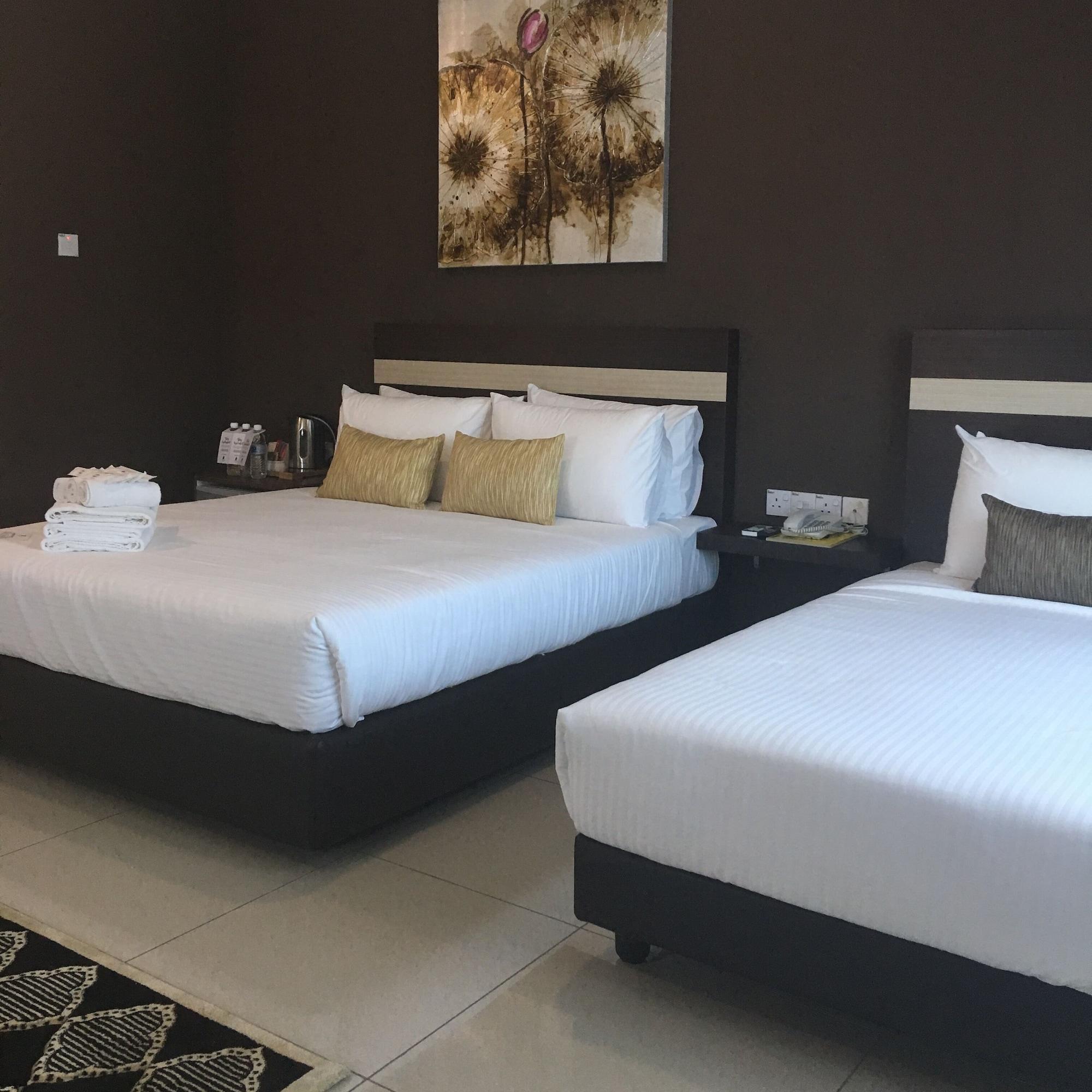 Chemara Boutique Hotel Miri Buitenkant foto