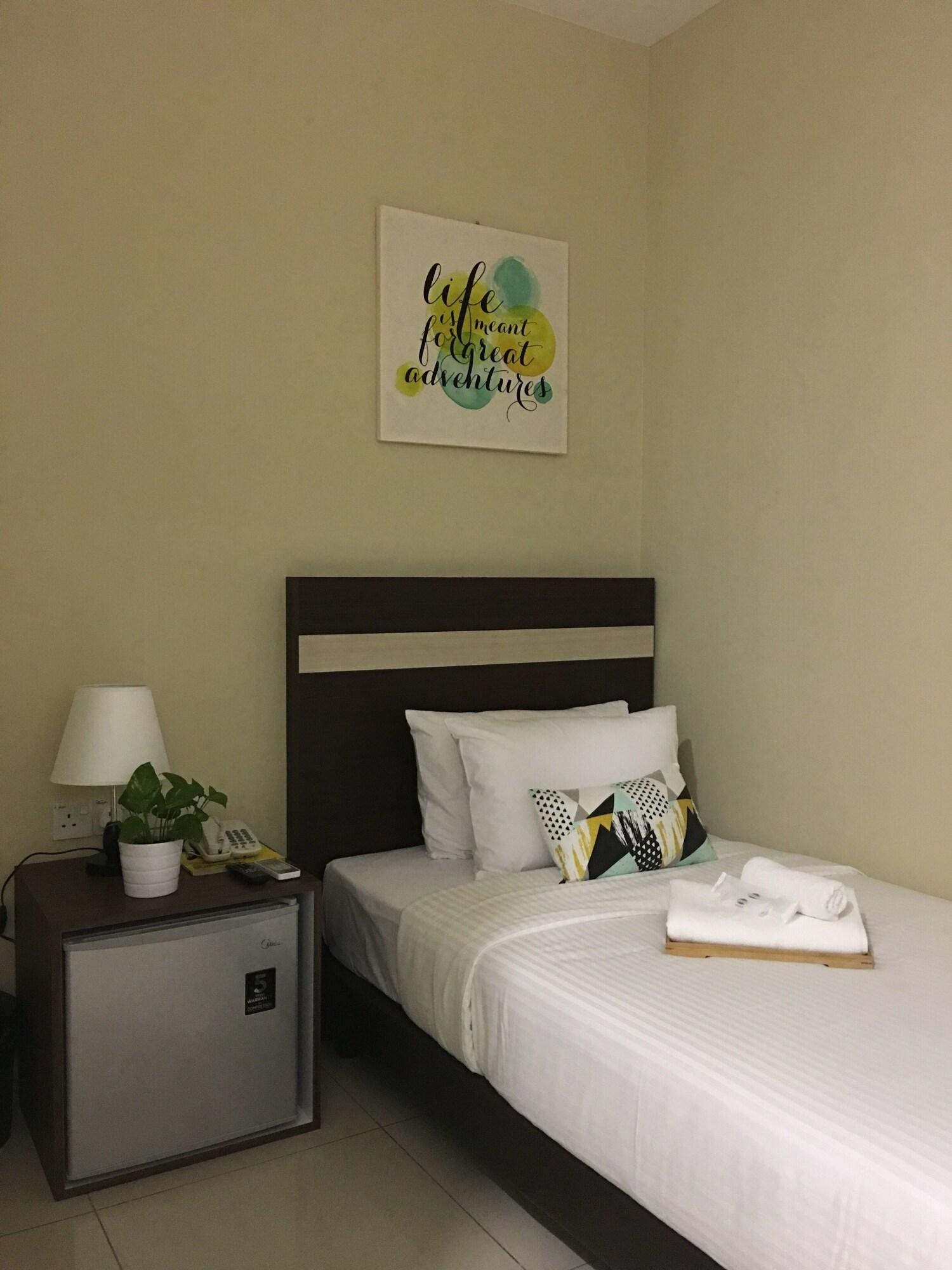 Chemara Boutique Hotel Miri Buitenkant foto